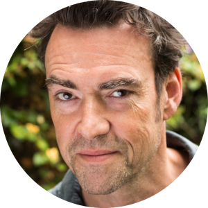 Alisdair Simpson Male US Voiceover Headshot