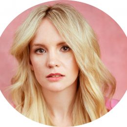Anna Lundberg Headshot Female Voiceover Artist Swedish