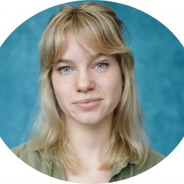 Anne Vanderelst Headshot Flemish Voiceover Artist Female Voiceover
