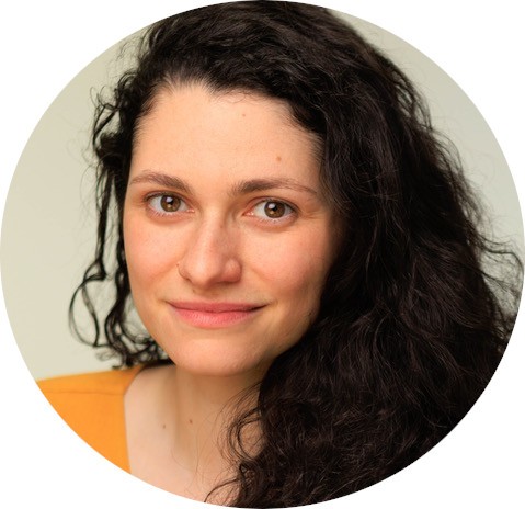 Audrey L'Ebrellec Female Voiceover French Headshot 2