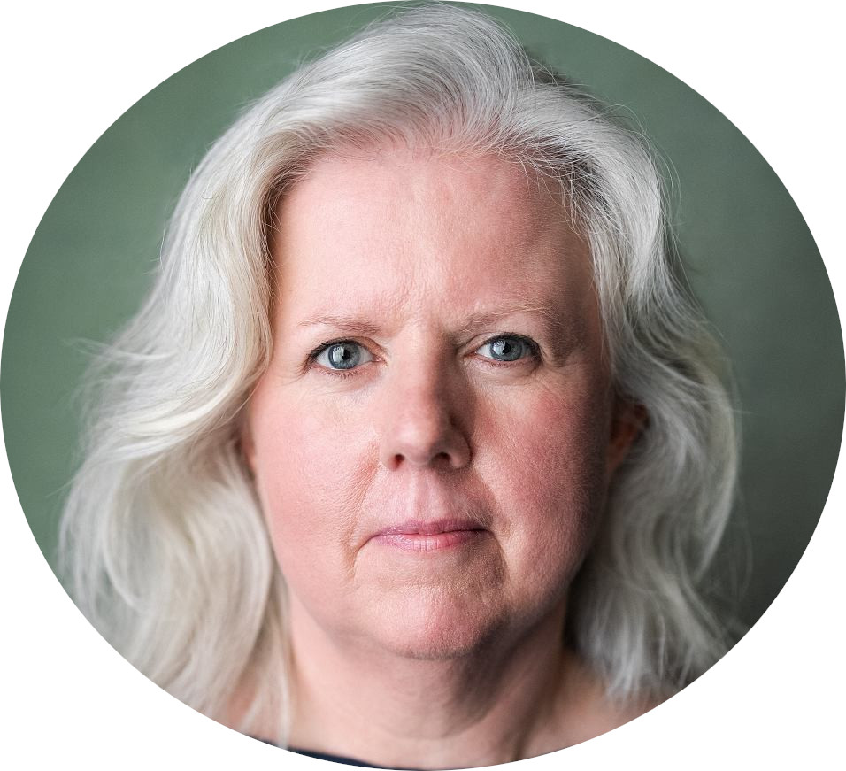 Brede McDermott Headshot Voiceover Artist Scottish Actor Female