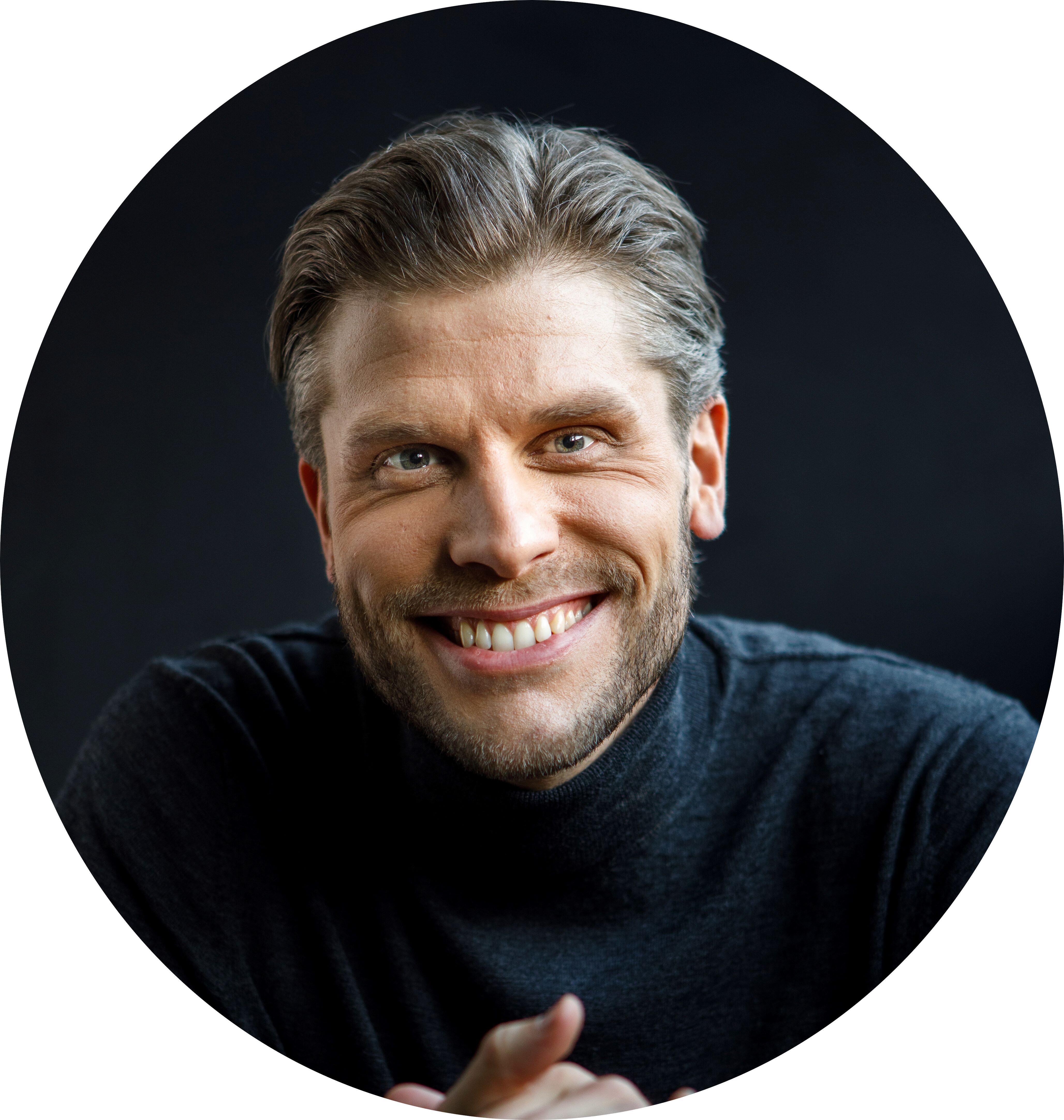 Carl Lindquist Voiceover Headshot Male Artists Swedish