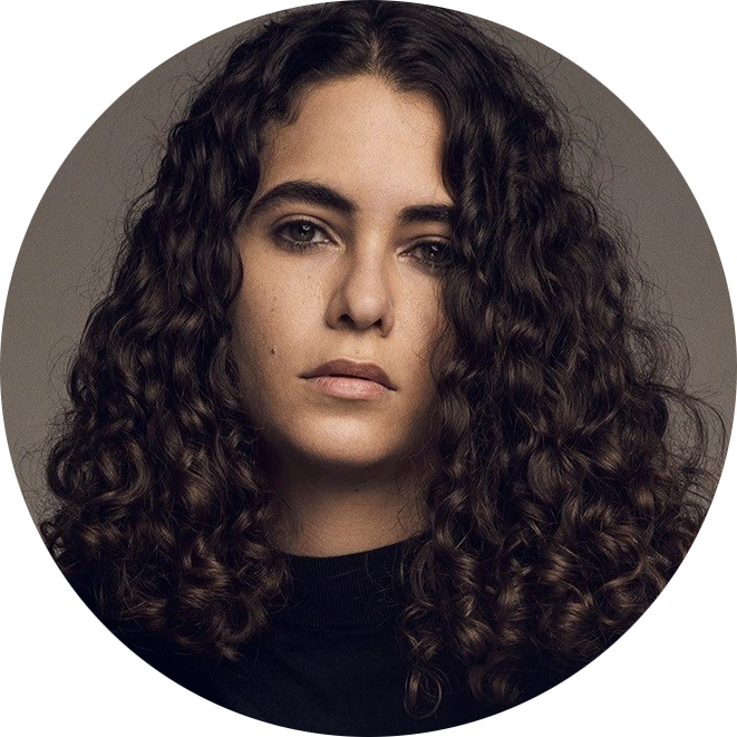 Carlota Ocon, Spanish, New, Female, Voiceover, Headshot