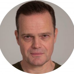 Dan Robb Headshot Voiceover Artist Male Bristol