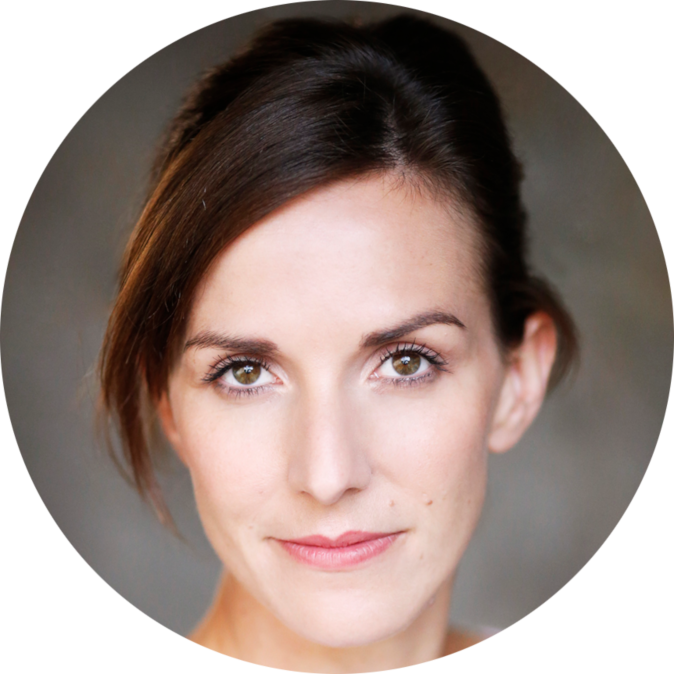 Elsa Petit, French, New, Female, Voiceover, Headshot