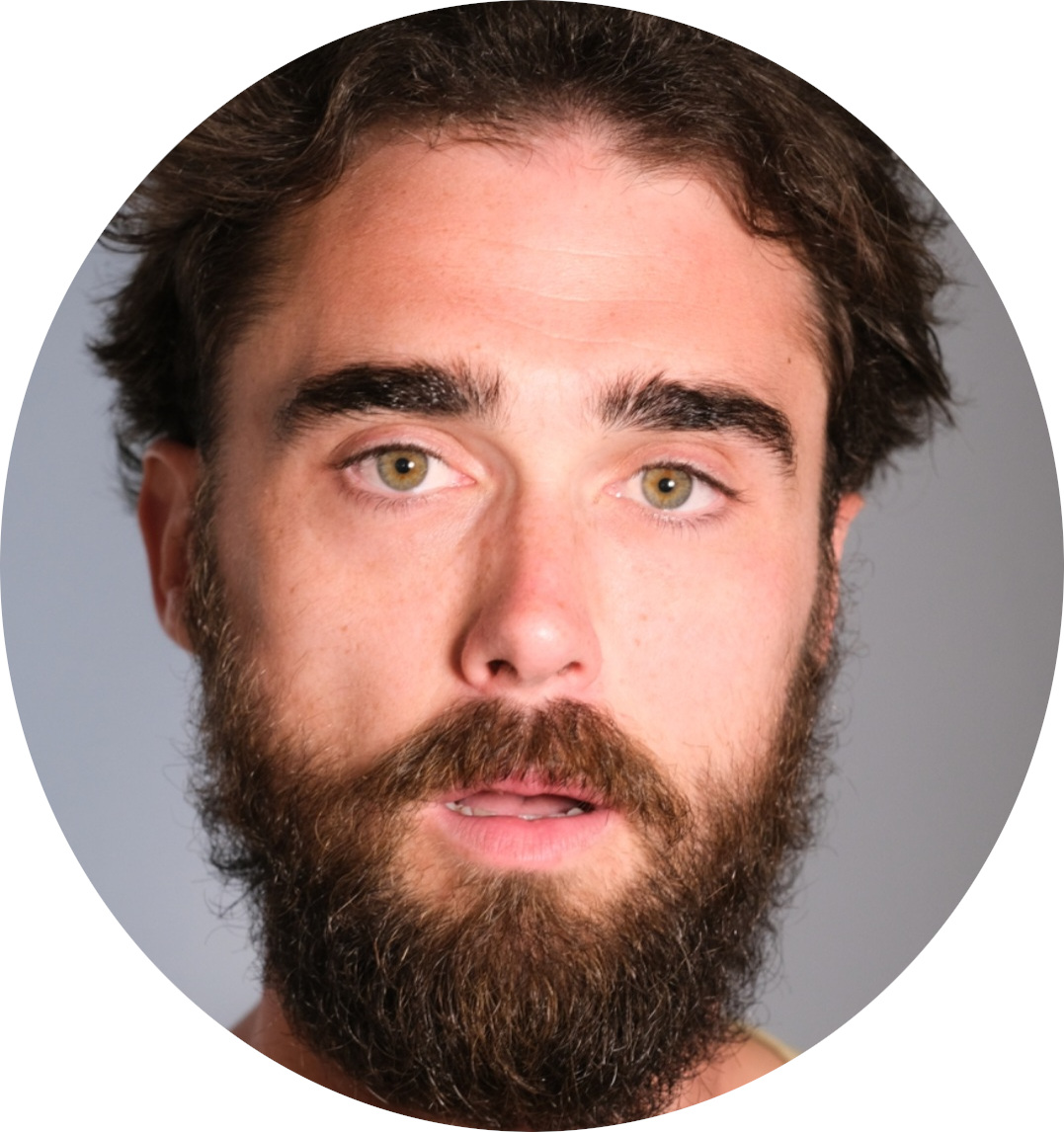 Eoghan Collins Headshot Irish Male Voiceover Artist