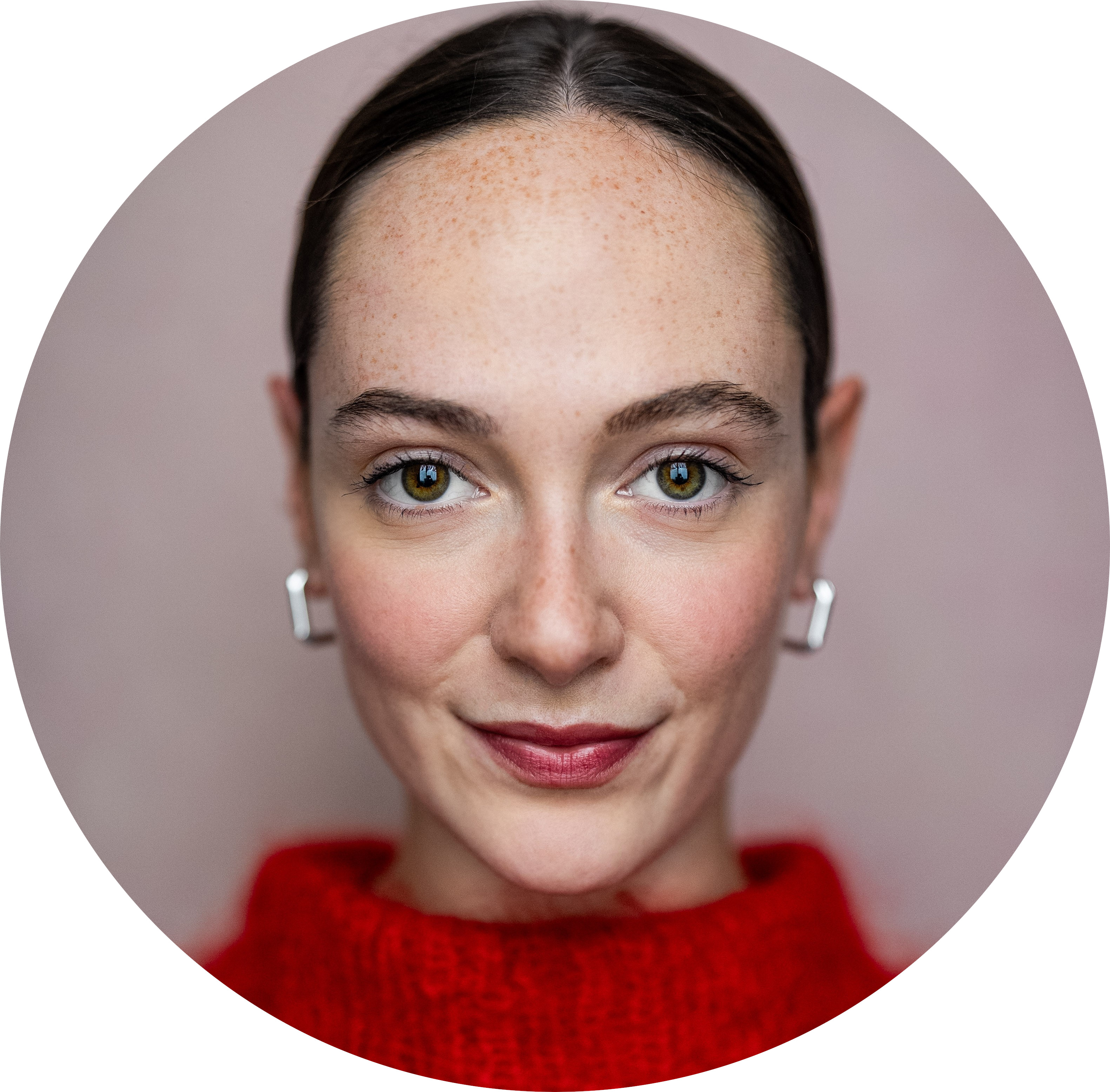 Erin Hughes Headshot Voiceover Artist