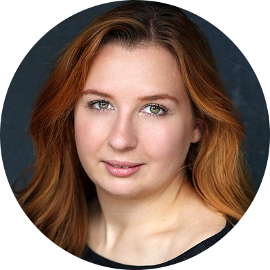 Francesca Veronica, German, Female, Voiceover, Headshot