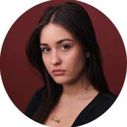 Isadora Baccon Headshot Voiceover Artist