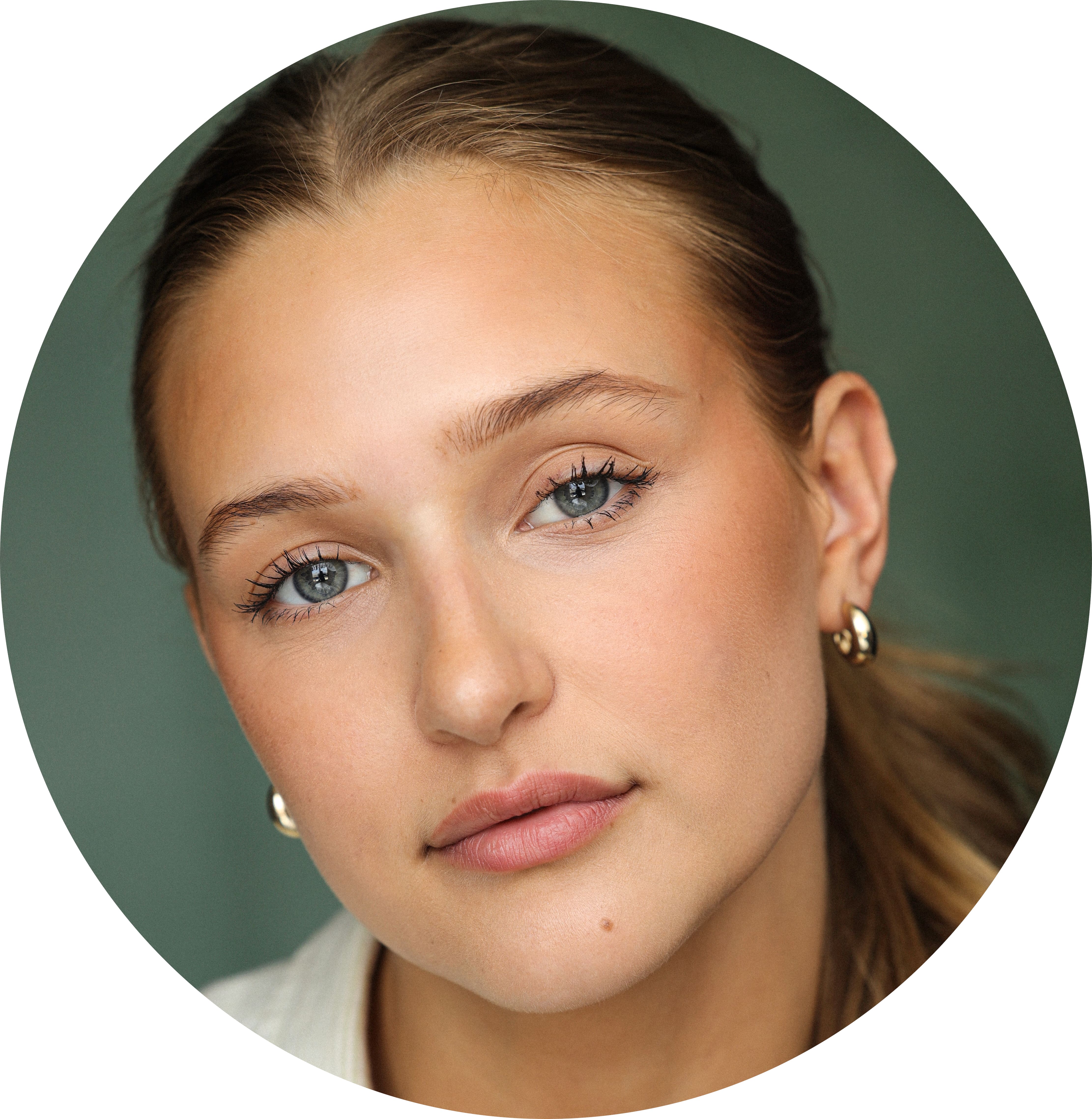 Jennifer Grönwald Headshot Voiceover Swedish Female Artist