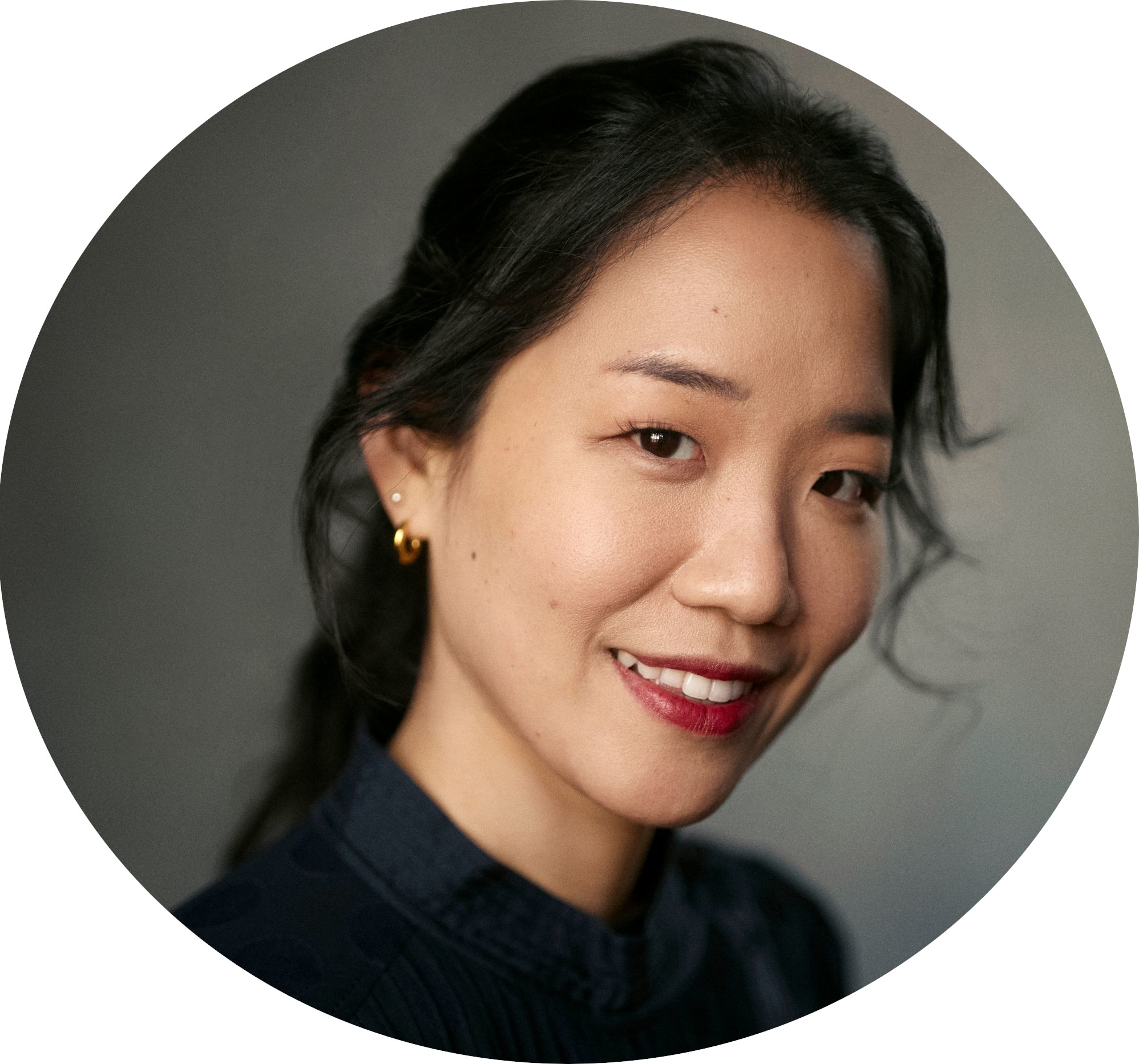 Jennifer J Kim Headshot Female Voiceover Artist Korean US