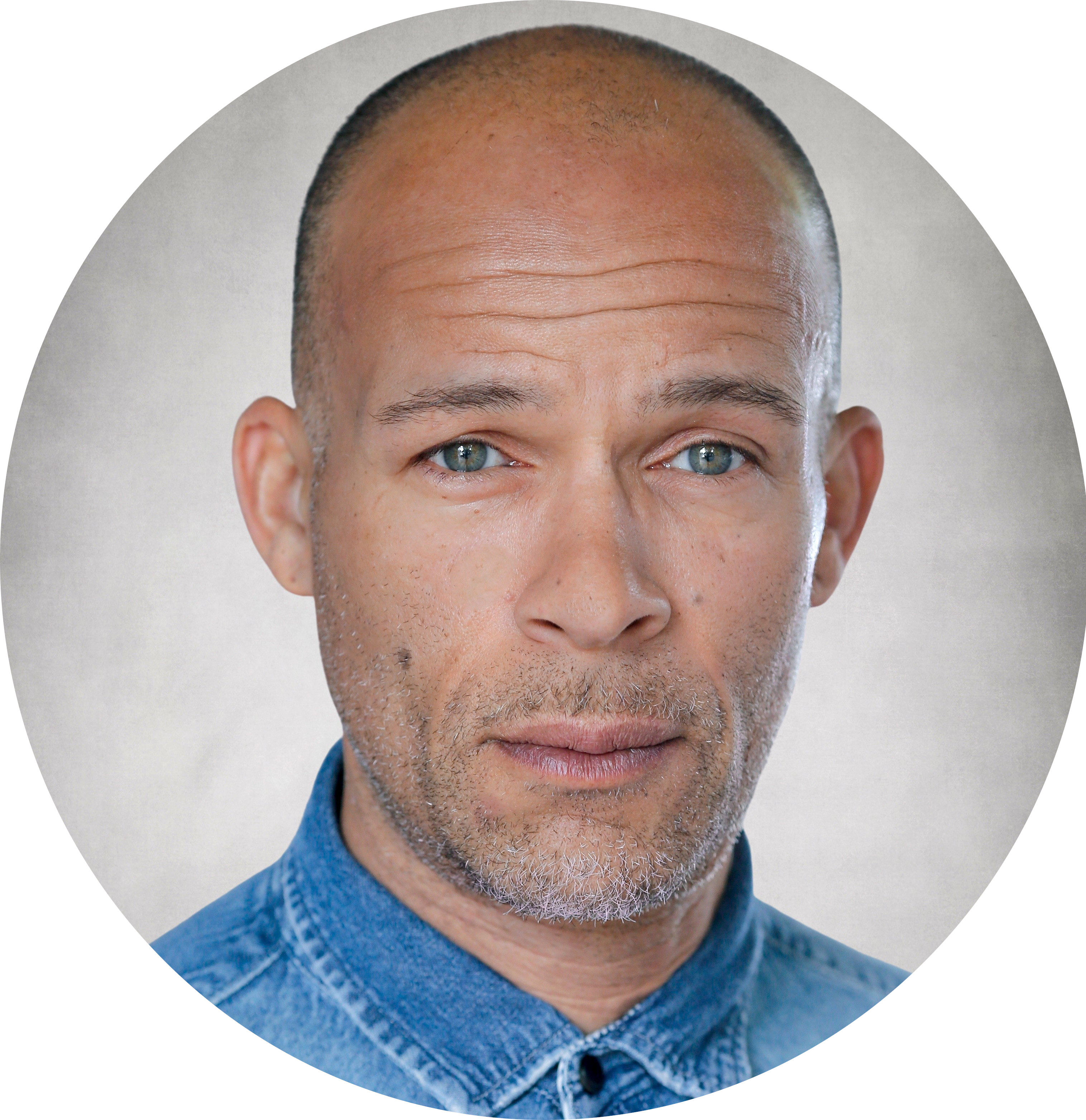 Jess Philogene Male London Voiceover Headshot