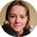 Justina Øyo Headshot Female Voiceover Swiss German