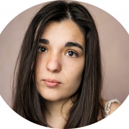 Kat Sigalas Headshot Greek Female Voiceover Artist