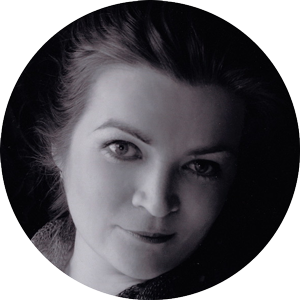 Katerina Burgess Russian female Voiceover Headshot