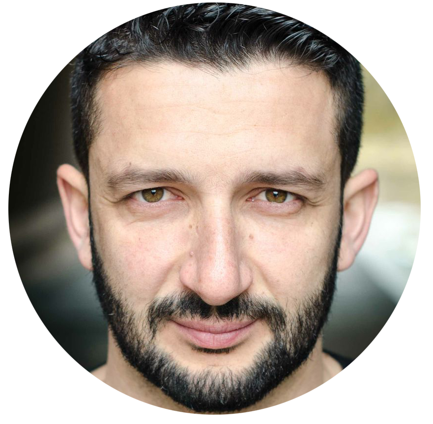 Konstantinos Kavakiotis Greek voiceover headshot