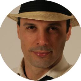 Kris Steuer Headshot