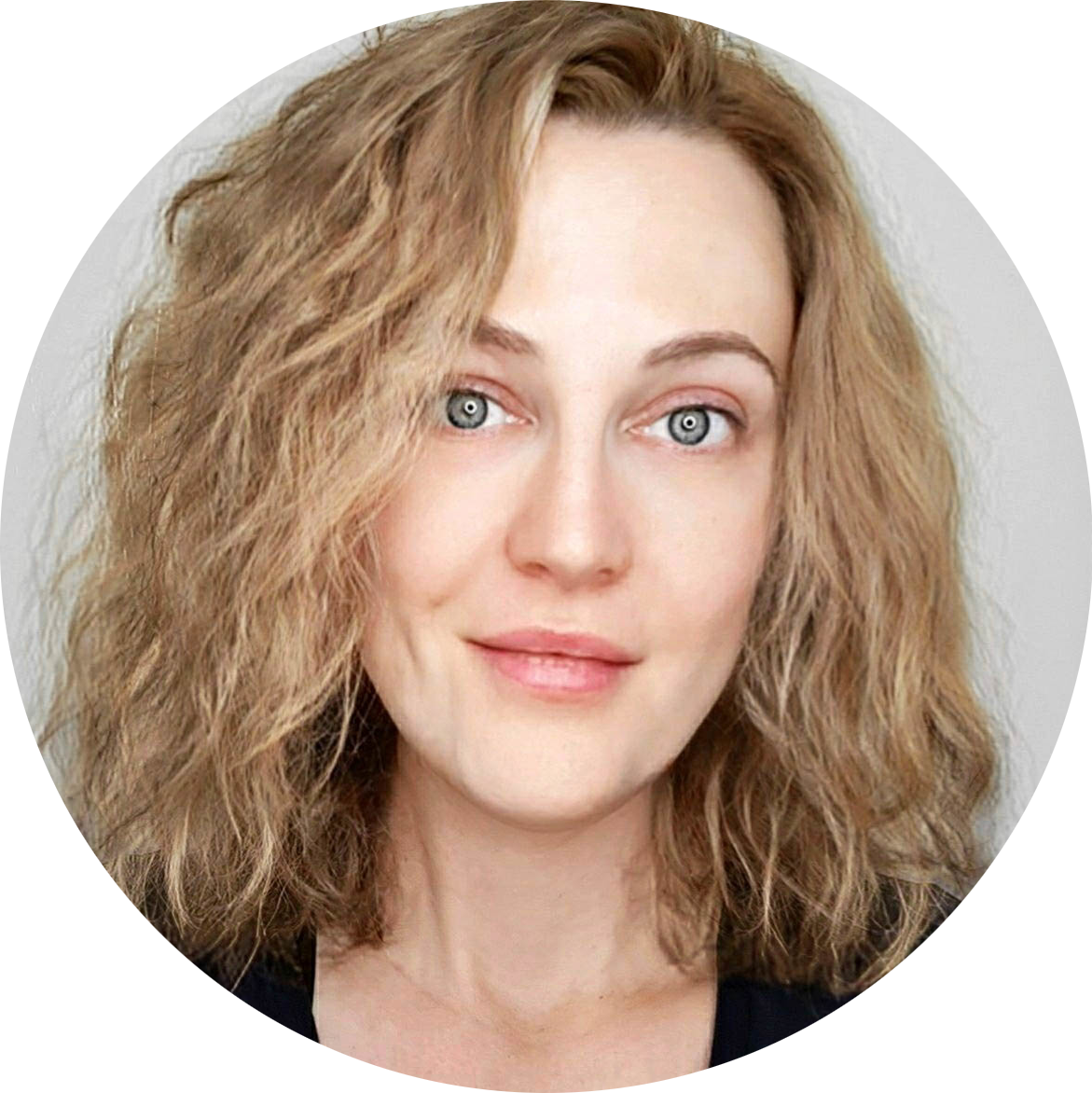 Liv Hansen, New, Female, Danish, Voiceover, Headshot