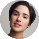 Lucia Saavedra, Spanish, Female, Voiceover, Headshot