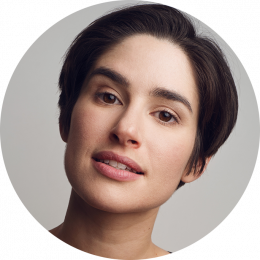 Lucia Saavedra, Spanish, Female, Voiceover, Headshot