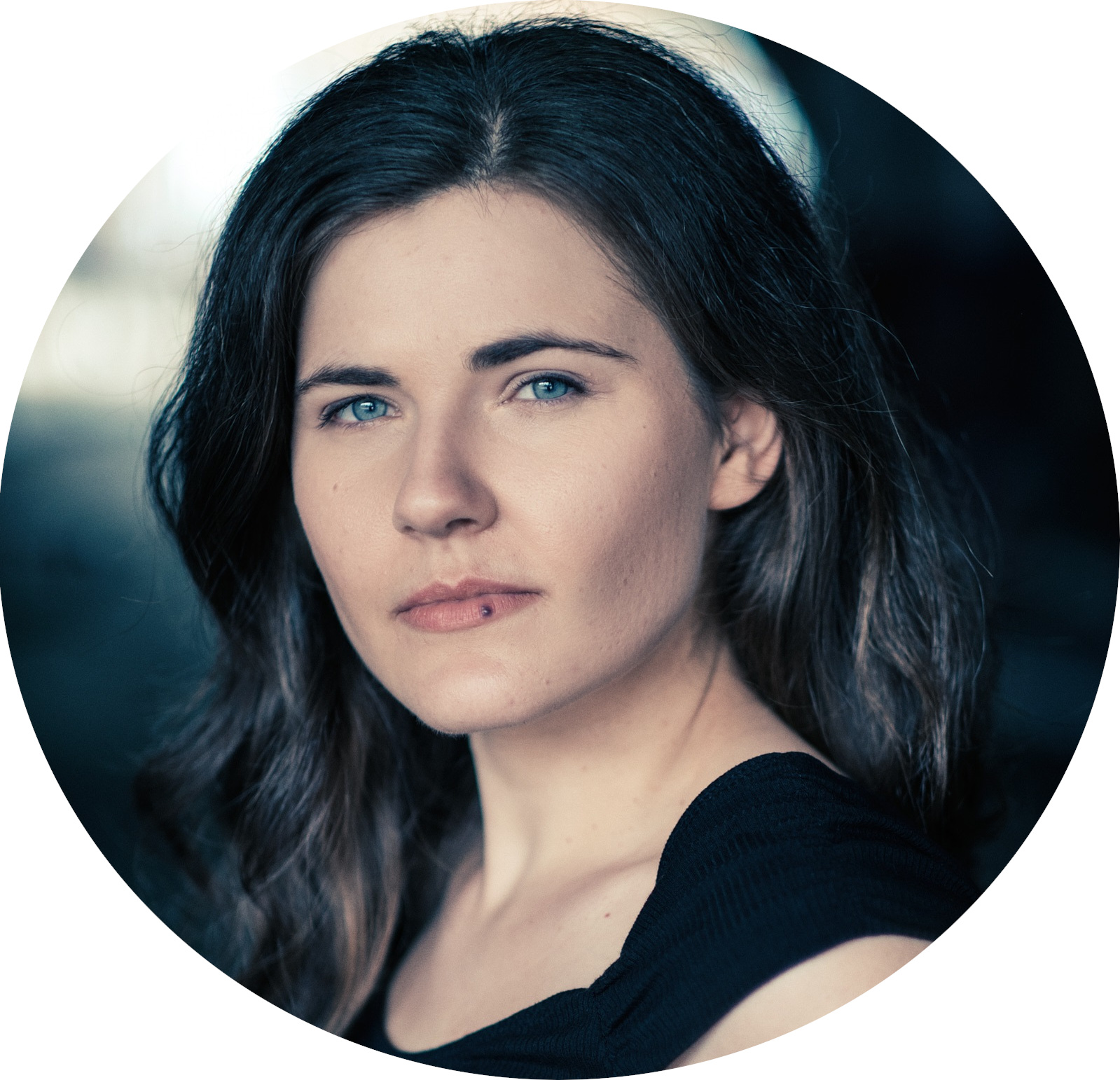 Marta Kane headshot Female Voiceover Polish