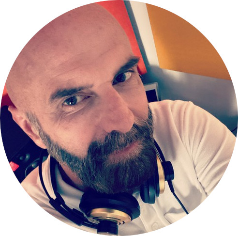 Michele Mariotti Male Italian Voiceover Headshot