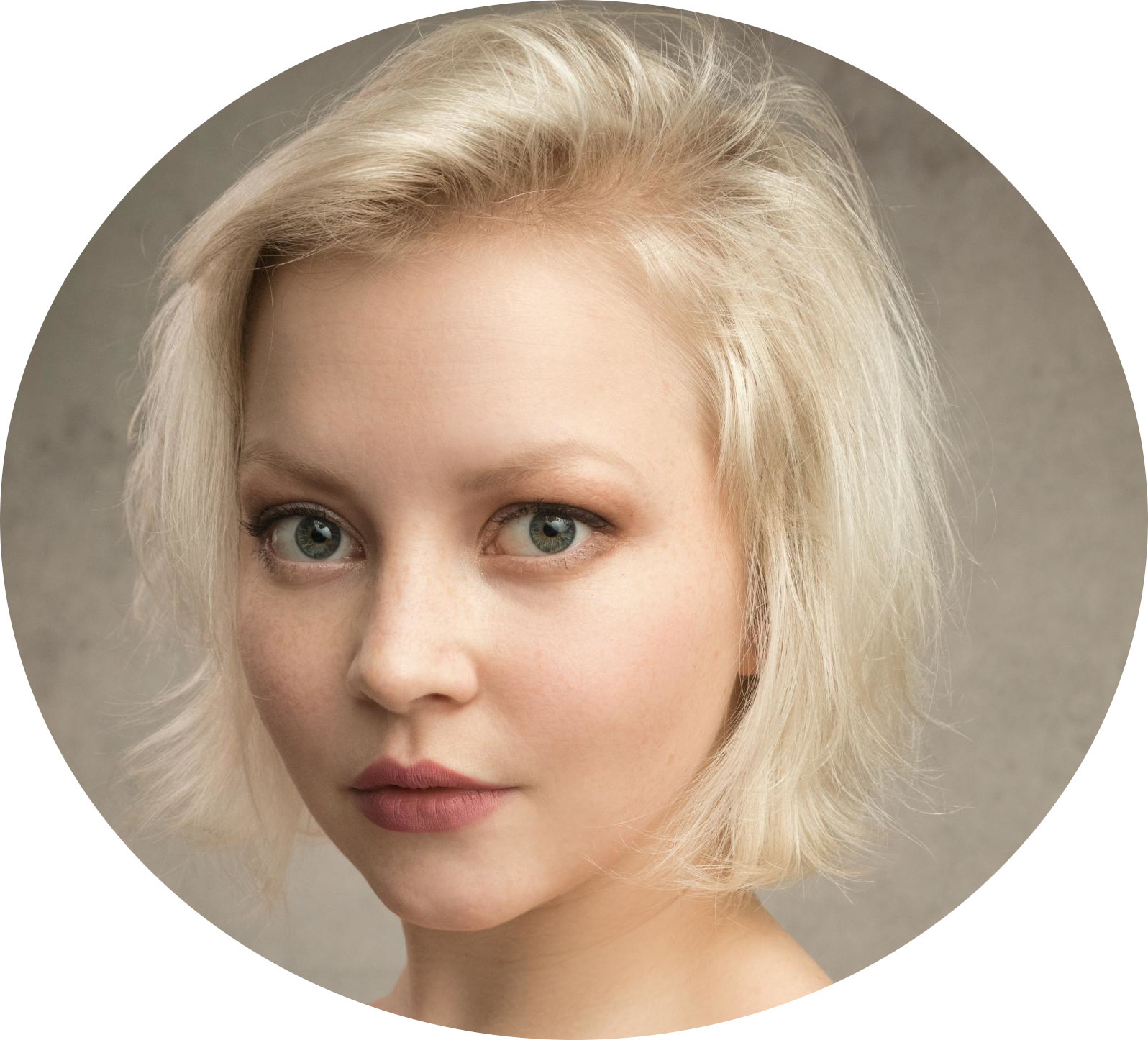 Mina Dahle Norwegian Headshot Female Voiceover Artist