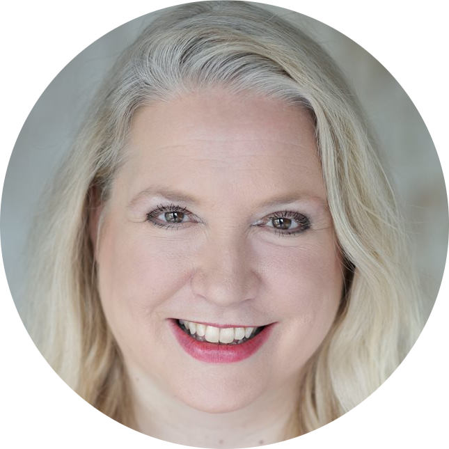 Minouche Kaftel, Female, South African, Voiceover, Headshot