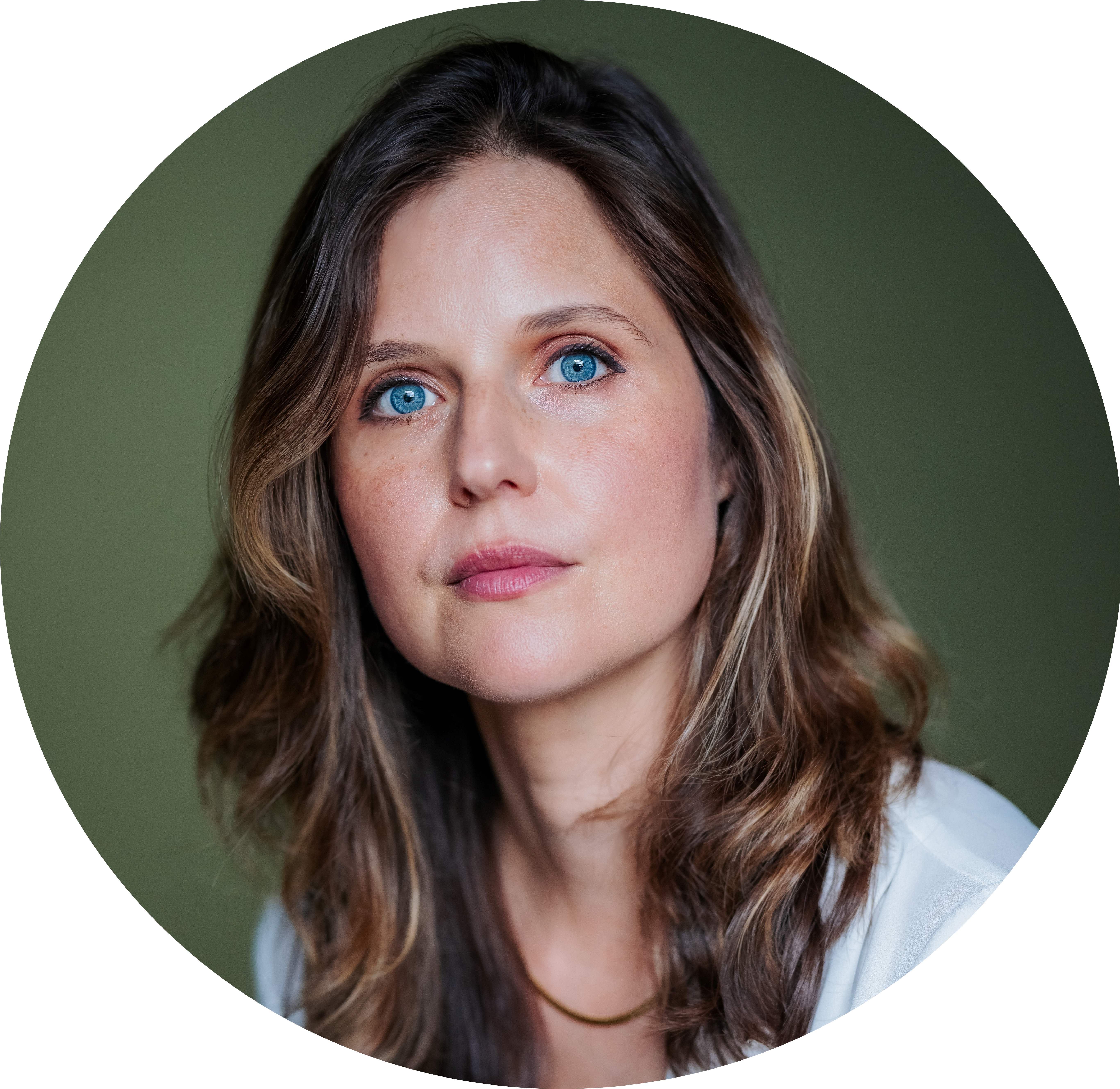 Nadia Cavelle Headshot Female Voiceover Artist French