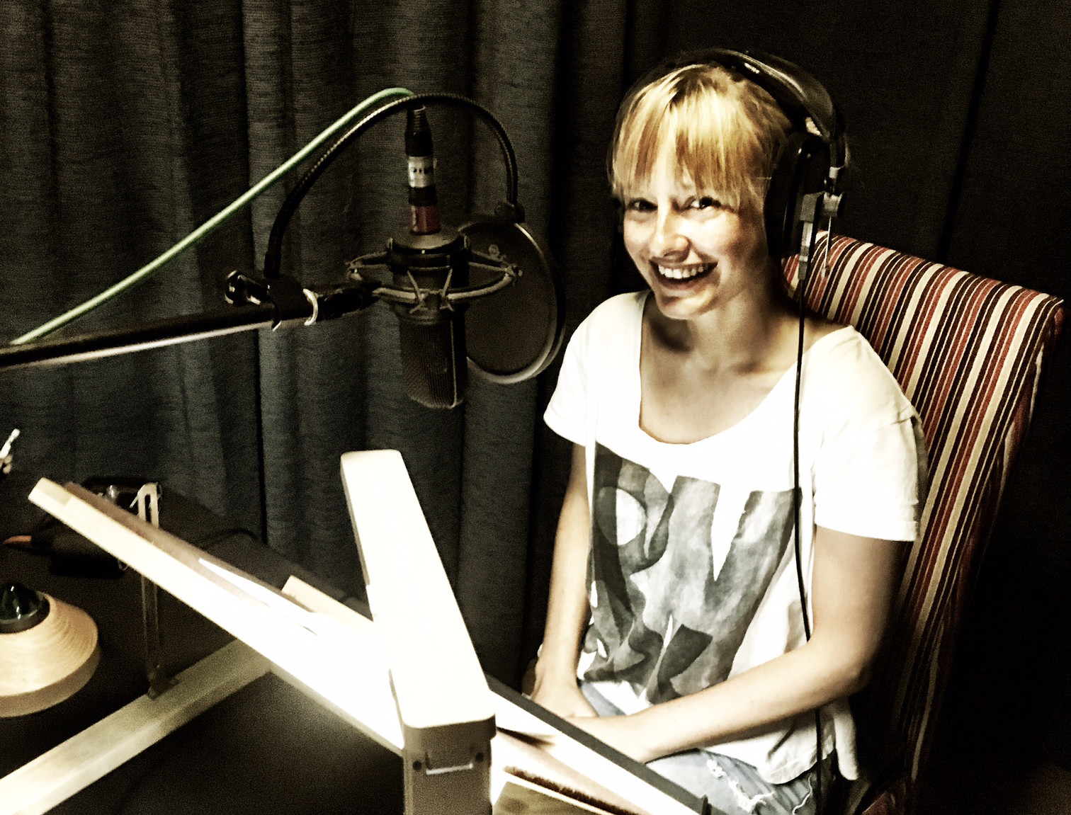 Nathalie Buscombe corporate voiceover studio