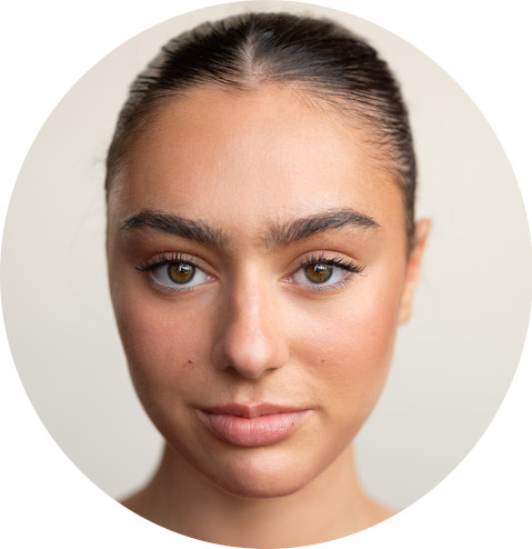 Olivia Hemmati Headshot Female Voiceover Artist Scottish Iranian