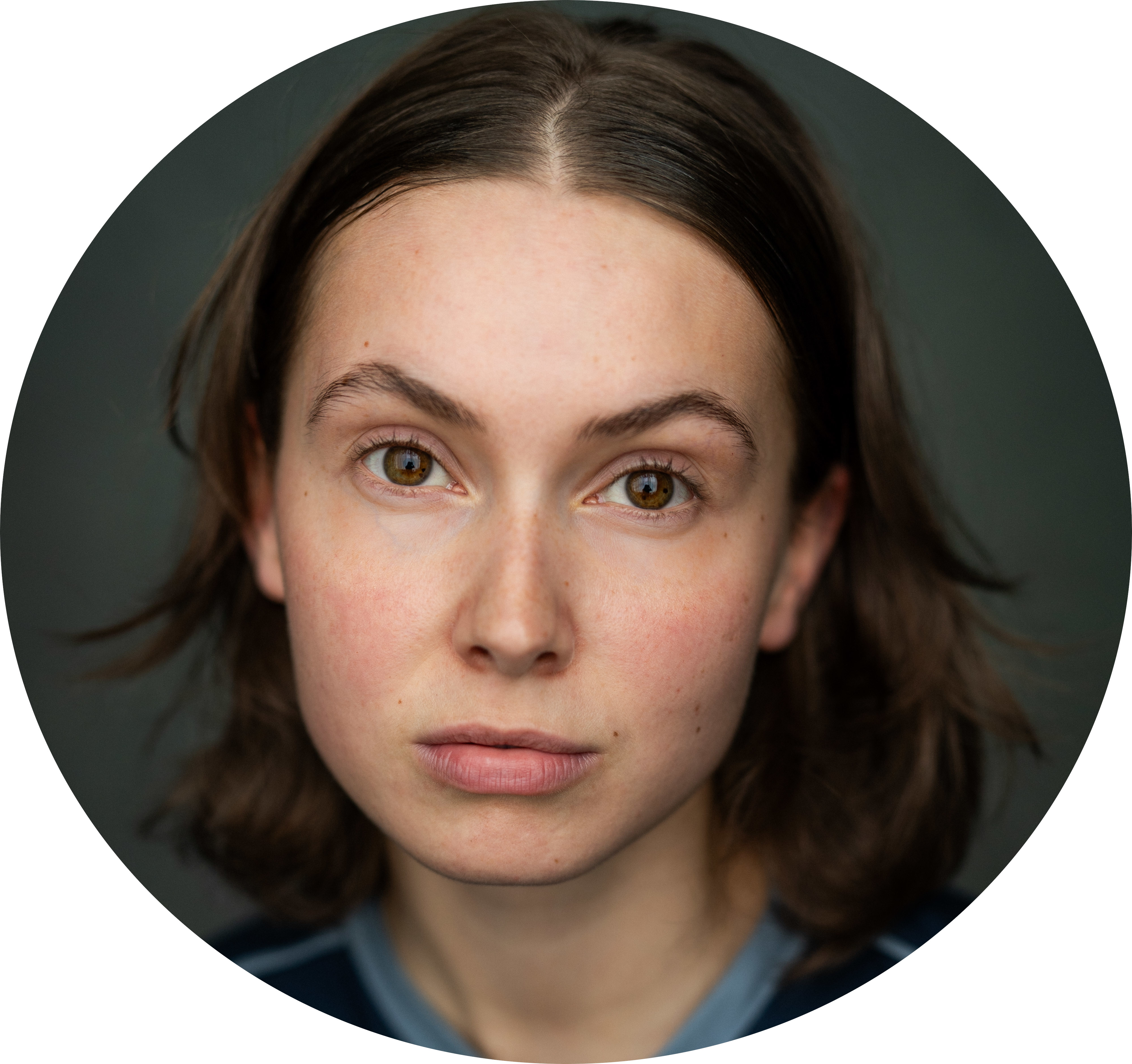 Pippa Hinds Female Headshot Voiceover Derbyshire East Midlands
