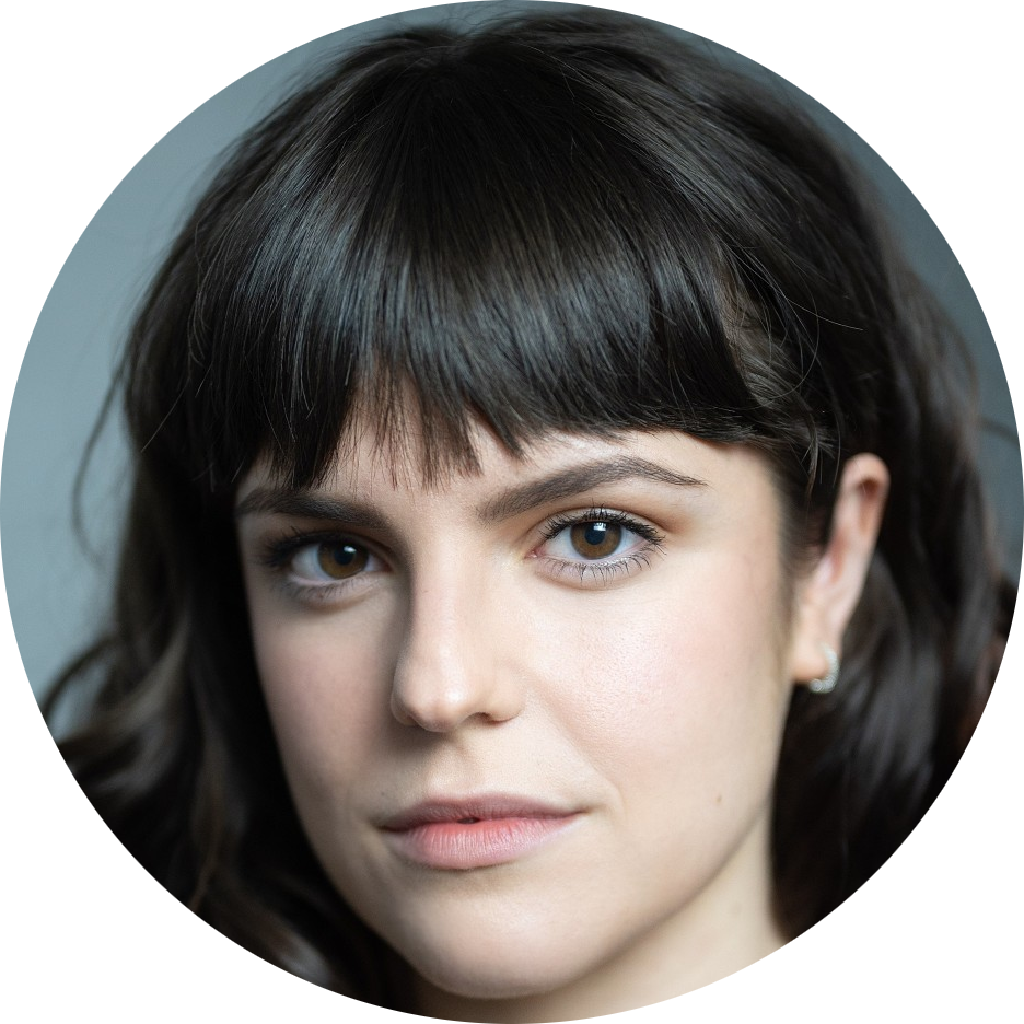 Patricia Carlos de Vergara, New, Spanish, Female, Voiceover, Headshot