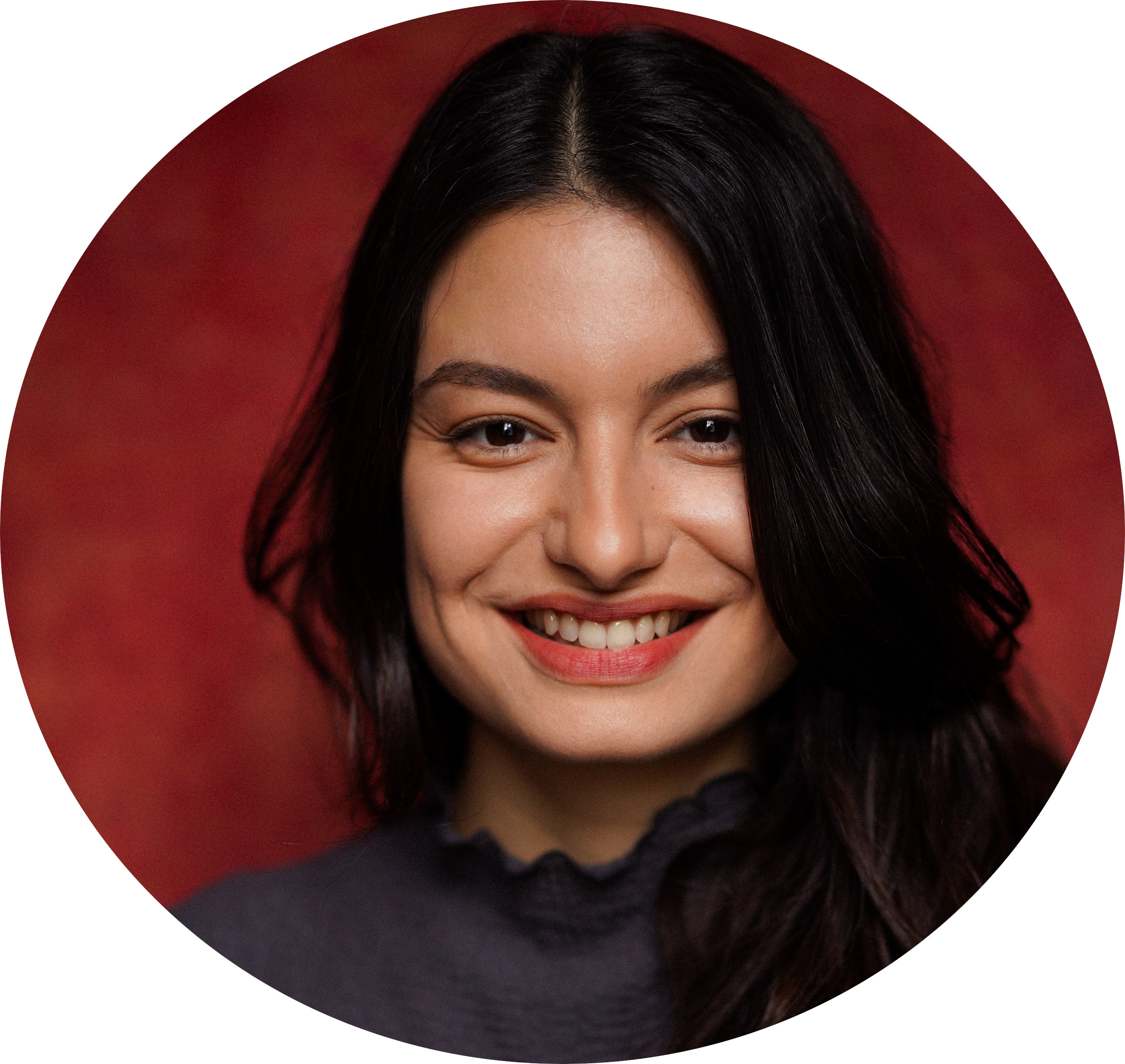 Péline Liberty Female Voiceover French European Headshot