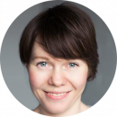 Rachel August Norwegian female voiceover Headshot