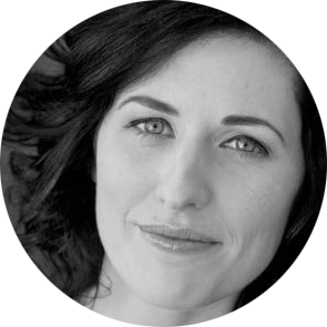 Rhian Green Welsh Female Voiceover Headshot