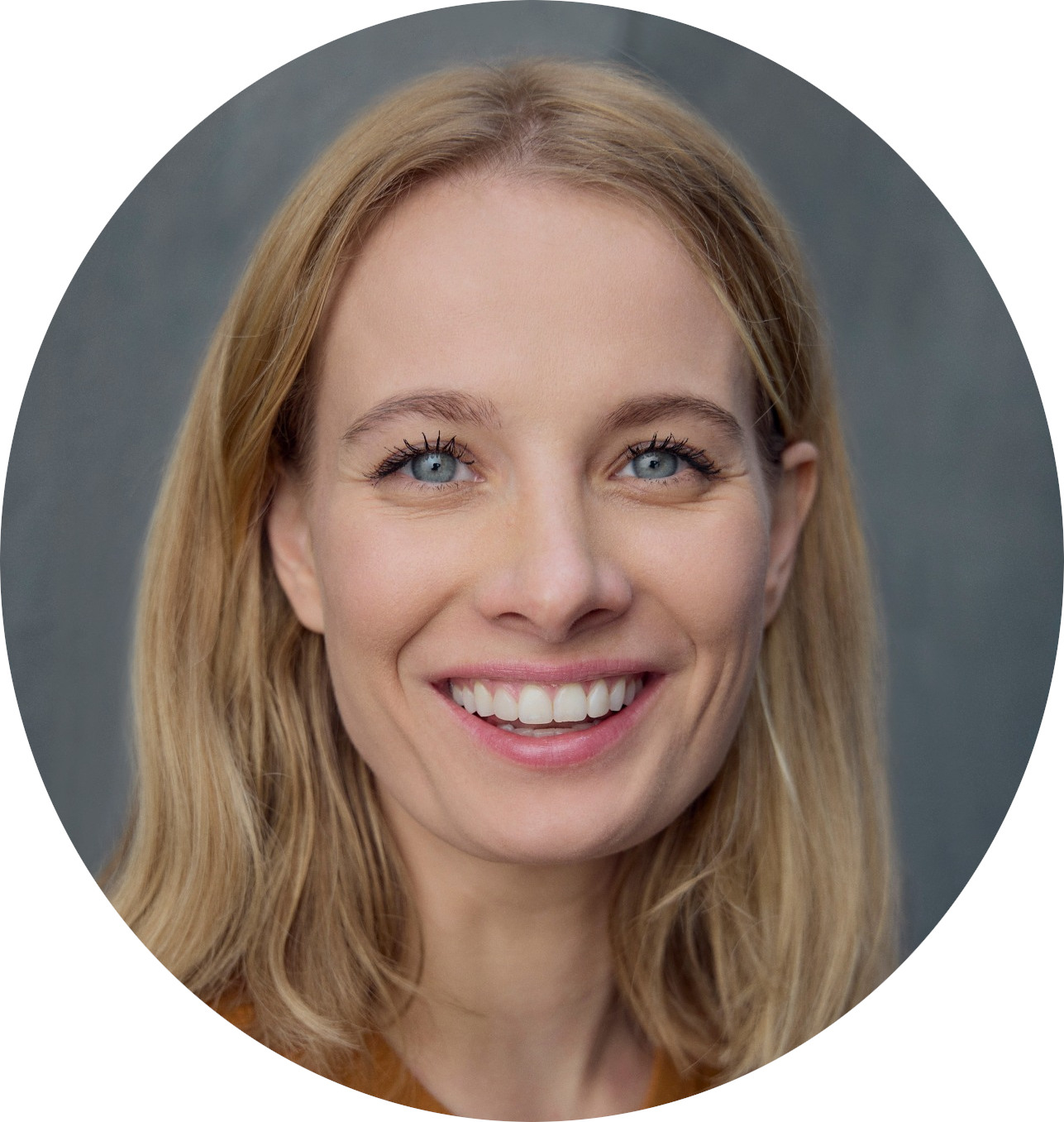 Rosina Aichner Headshot