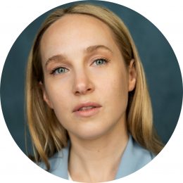Sarah John Female Welsh Voiceover Headshot