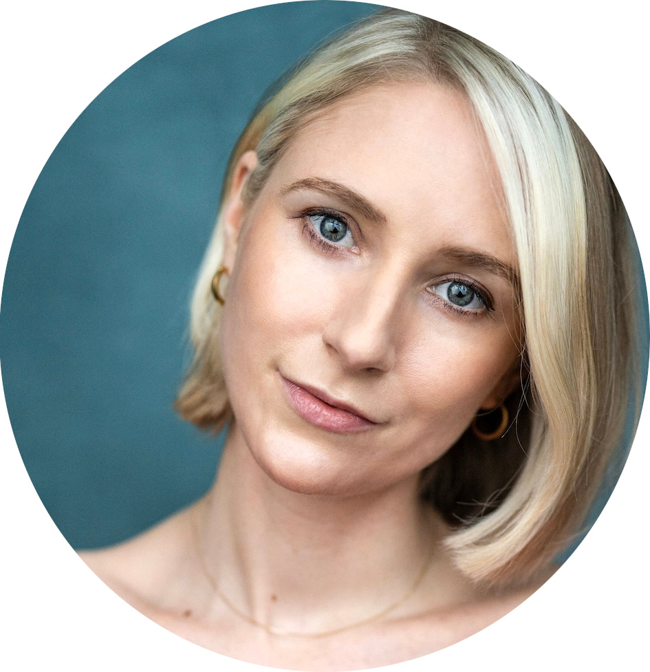 Selina Youngerman Voiceover Artist Headshot Female