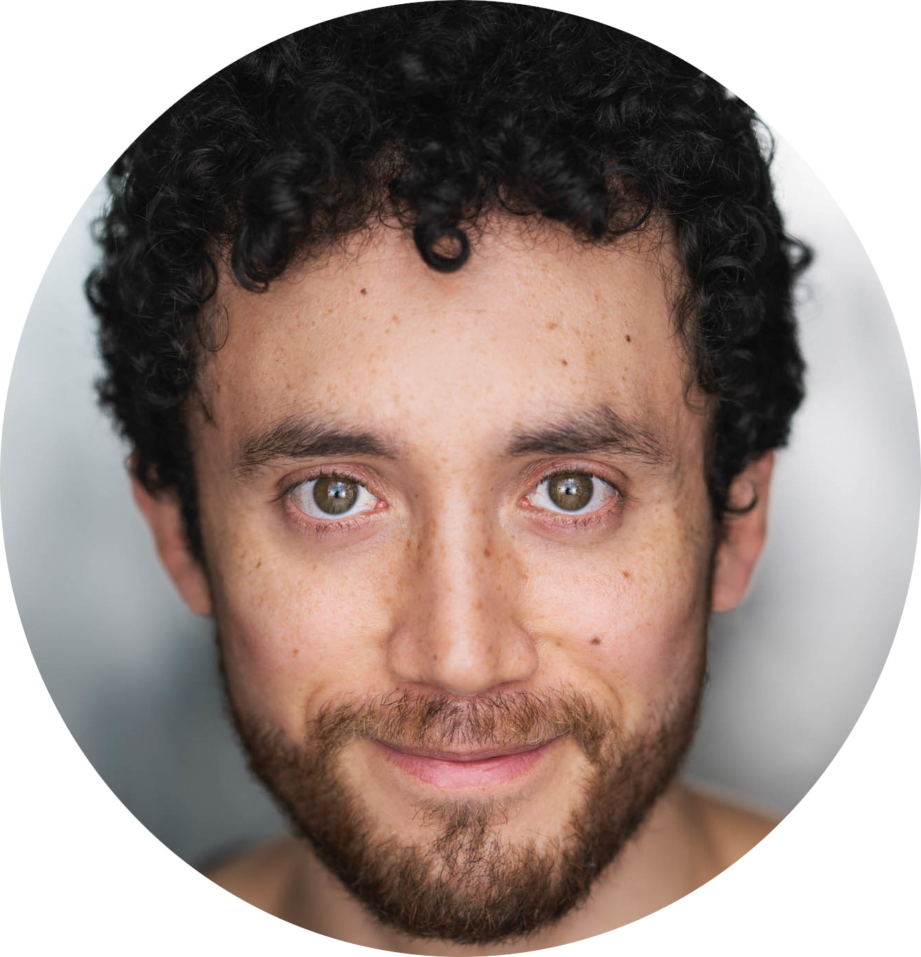 Santiago Godoy-Giraldo Male Spanish-Latin Voiceover Headshot