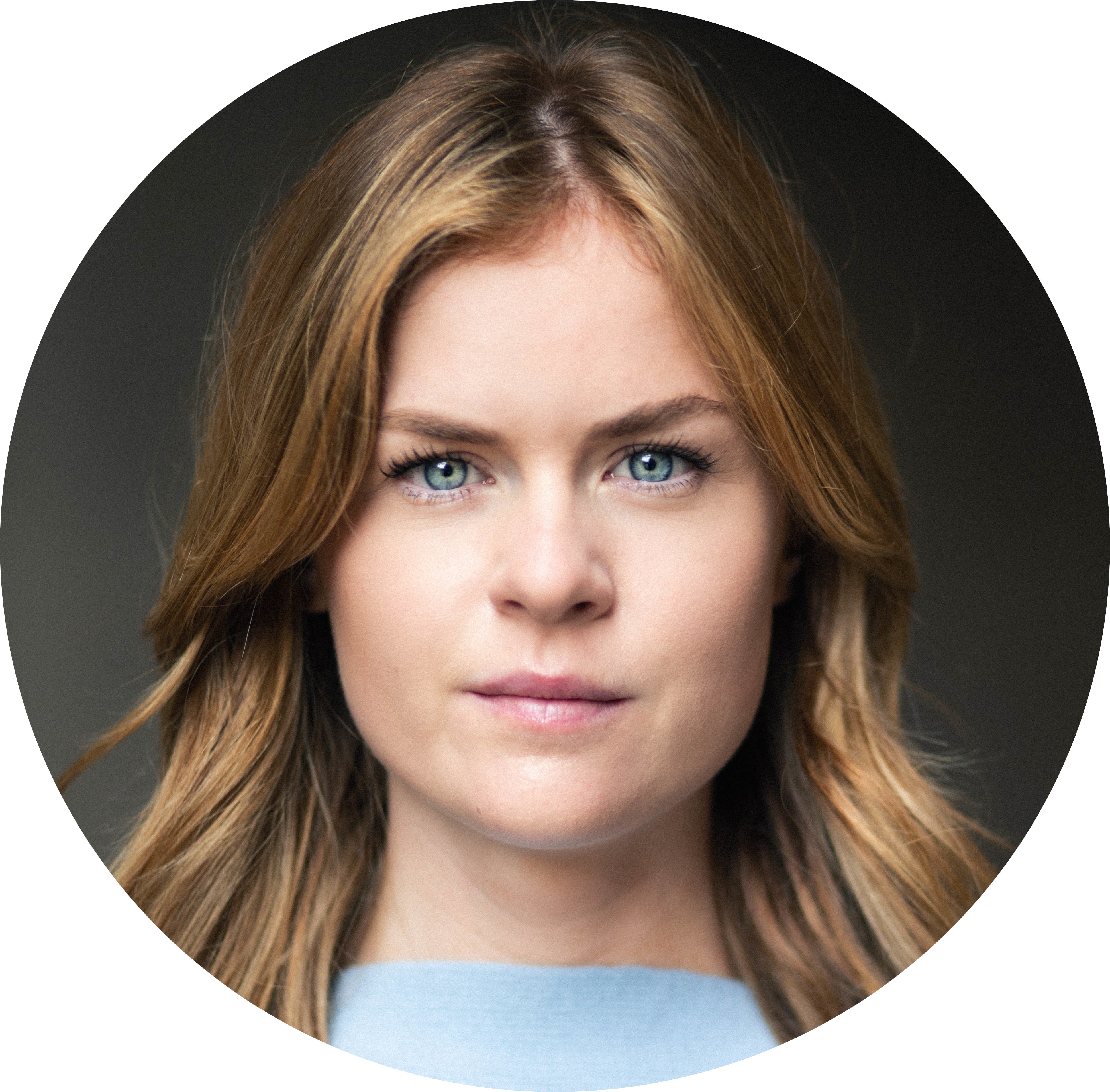 Sinéad Keegan Female Irish Voiceover Headshot