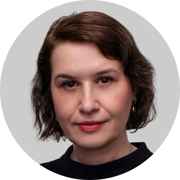 Tatia Snow, French, Female, New, Voiceover, Headshot