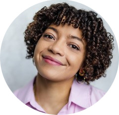 Tesni Kujore Headshot Female Voiceover Artist Welsh RP