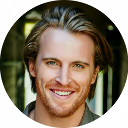 Thomas Larkin Male Australian Voiceover Headshot