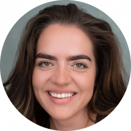 Tonia Strachan, Scottish, Female, Voiceover, Headshot