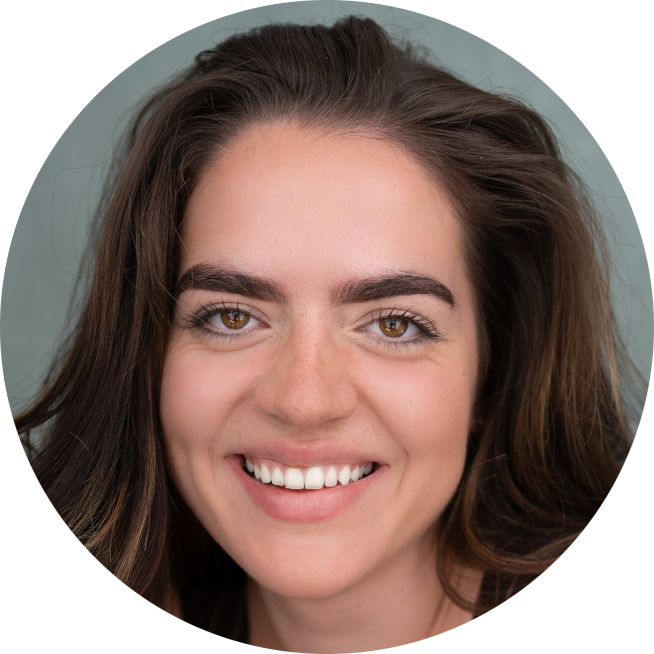 Tonia Strachan, Scottish, Female, Voiceover, Headshot