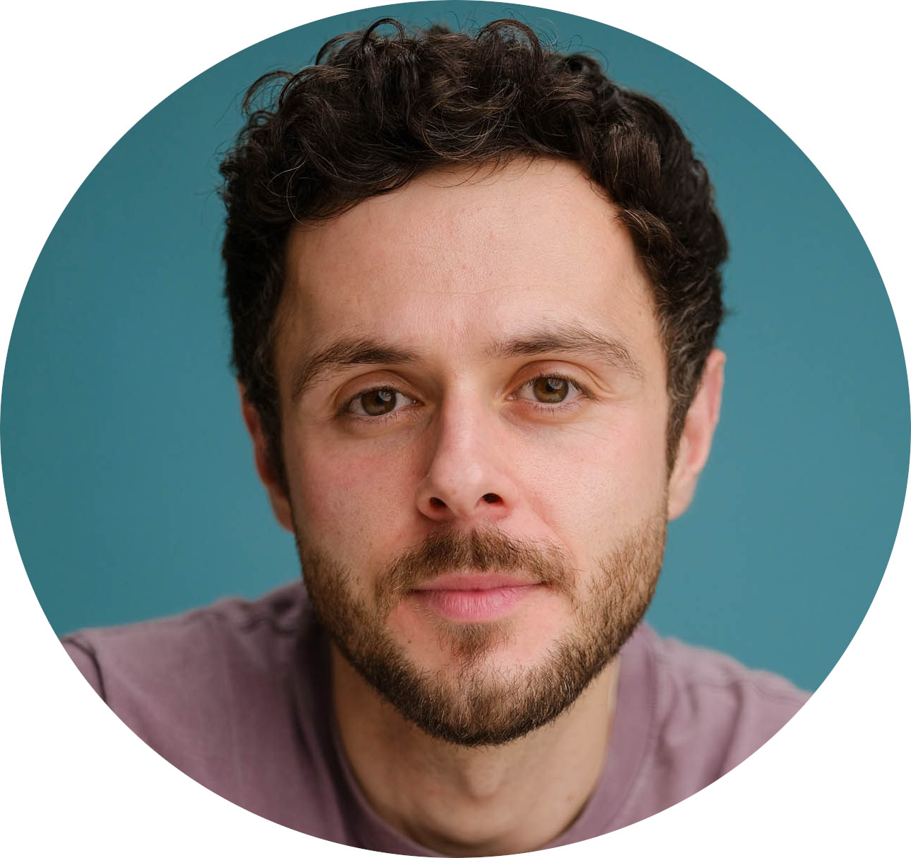 Olsen Elezi Headshot Male Voiceover Albanian