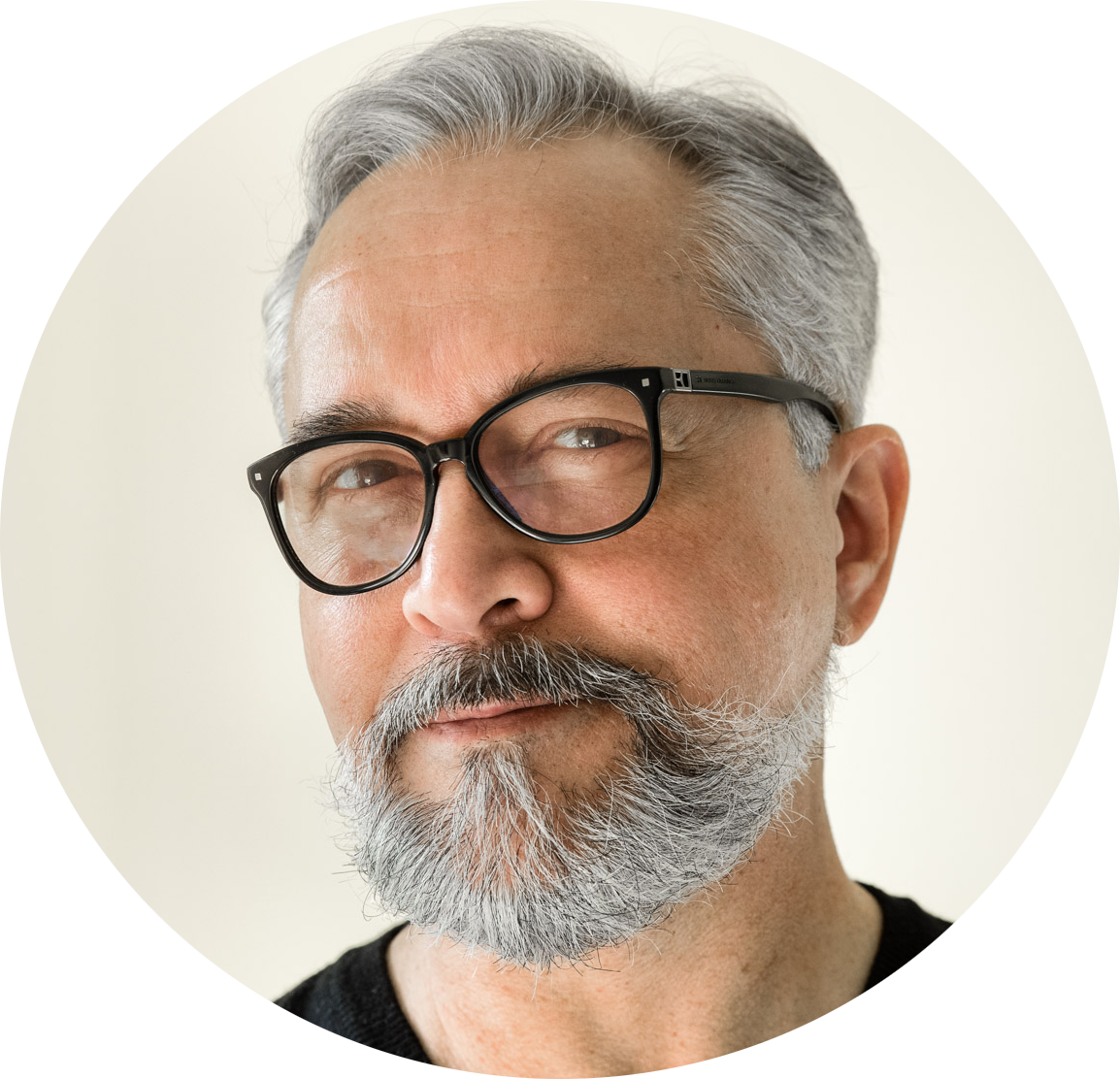 Gabriel Porras Actor Headshot Spanish Latin Voiceover